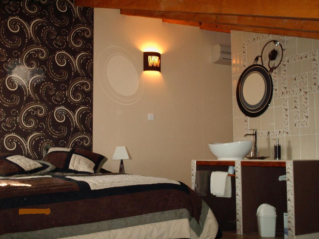 Les Tilleuls B&B Orange  Room photo